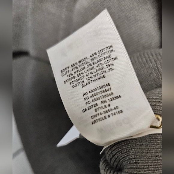Aritzia Wilfred Rebecca Turtleneck - Picture 5 of 5